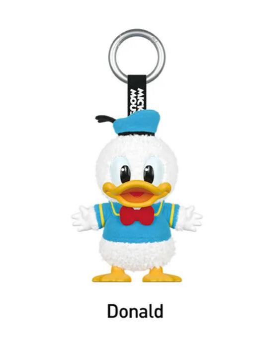 Donald confirmed box Mickey Family Cute Together Keychain Series Figures