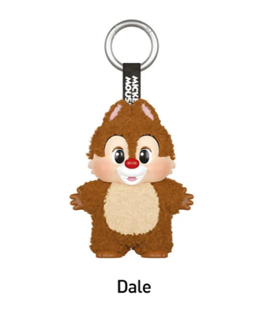 dale confirmed box Mickey Family Cute Together Keychain Series Figures
